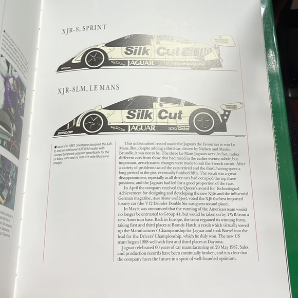 Large Jaguar Book 200 pages of info - Picture 7 of 11